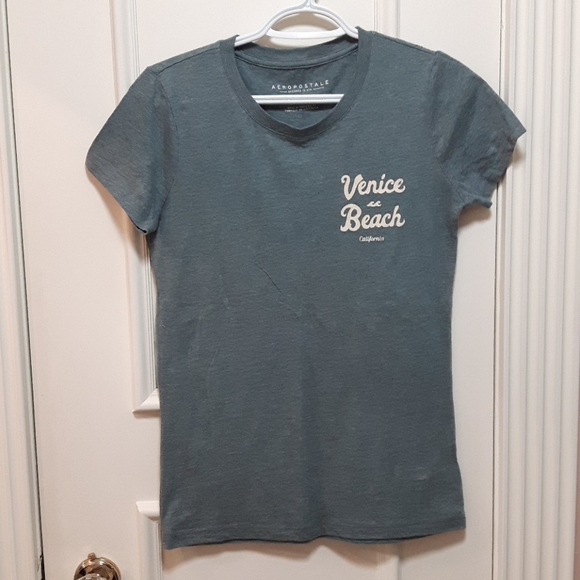 Aeropostale Tops - 🛍️ Venice beach t shirt